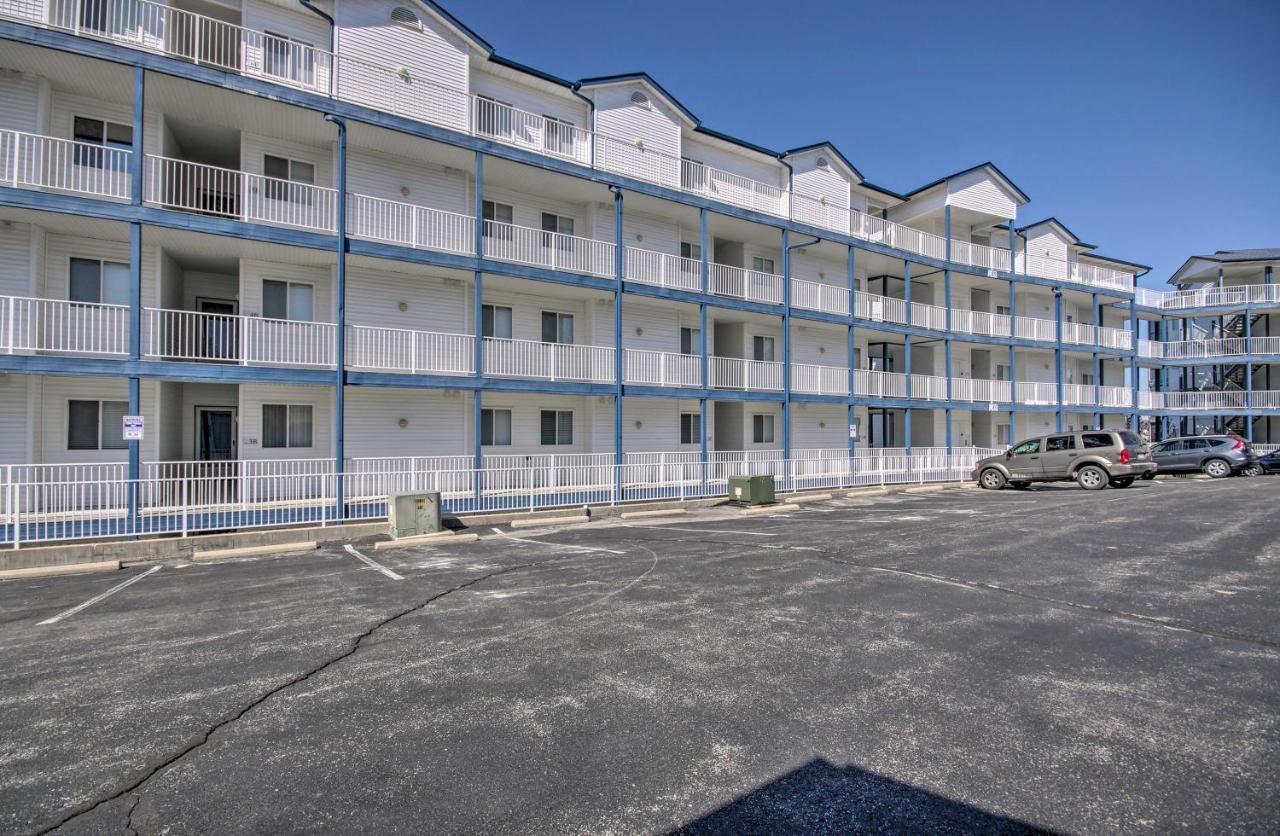 Lakefront Ozark Condo With Views And Boat Slip! 奥沙克湖 外观 照片