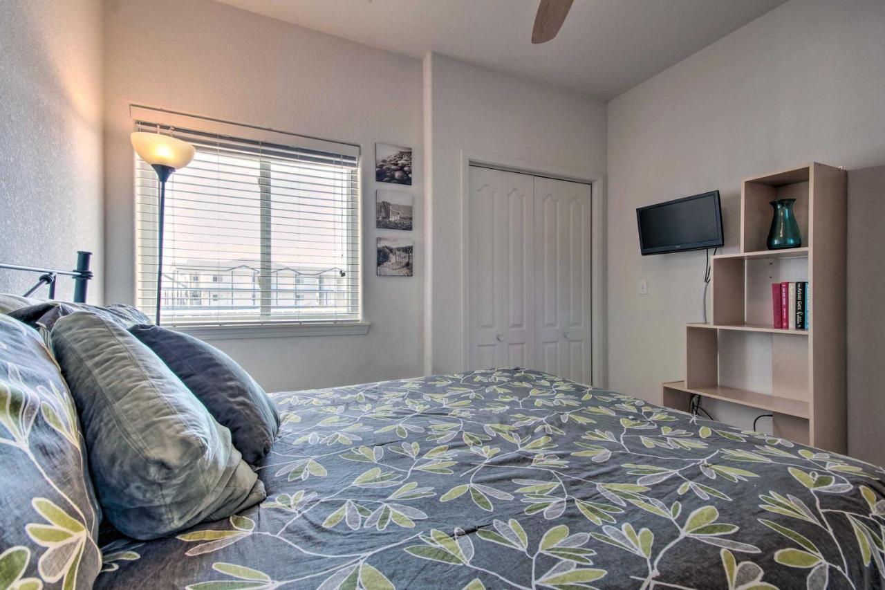 Lakefront Ozark Condo With Views And Boat Slip! 奥沙克湖 外观 照片
